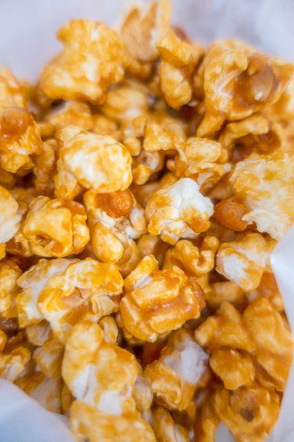 Fresh Caramel Popcorn - Germany Pavilion - Epcot Walt Disney World Fresh Caramel Popcorn - Germany Pavilion - Epcot Walt Disney World