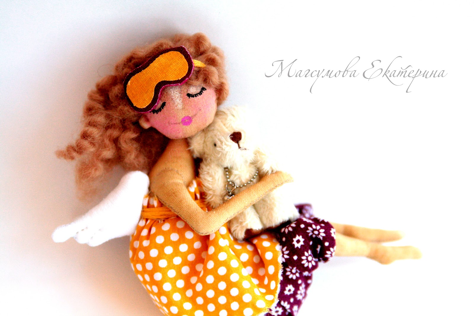 Ангел купидон лепка. Резьба по дереву ангел. Кай ангел. Петра коллинз. Petra collins photography.