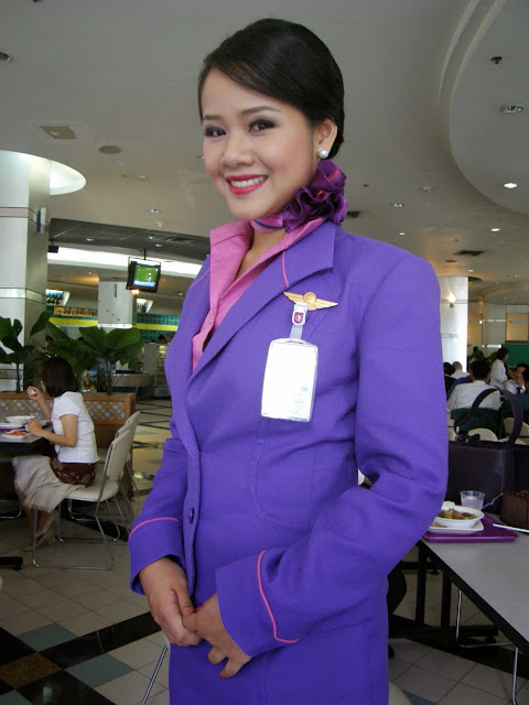 Beautiful Thai airways flight attendants in airport ~ World stewardess ...
