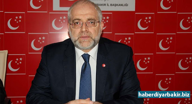 Amerika ve Avrupa sanayileşmemizi istemiyor DİYARBAKIR-Ekonomiye ilişkin değerlendirmelerde bulunan Saadet Partisi Diyarbakır İl Başkanı Fesih Bozan, Türkiye ekonomisinin ciddi sıkıntılar içinde olduğunu belirtip üretimin önemine vurgu yaparak, başta Amerika olmak üzere Avrupa'nın bunu istemediğini söyledi.