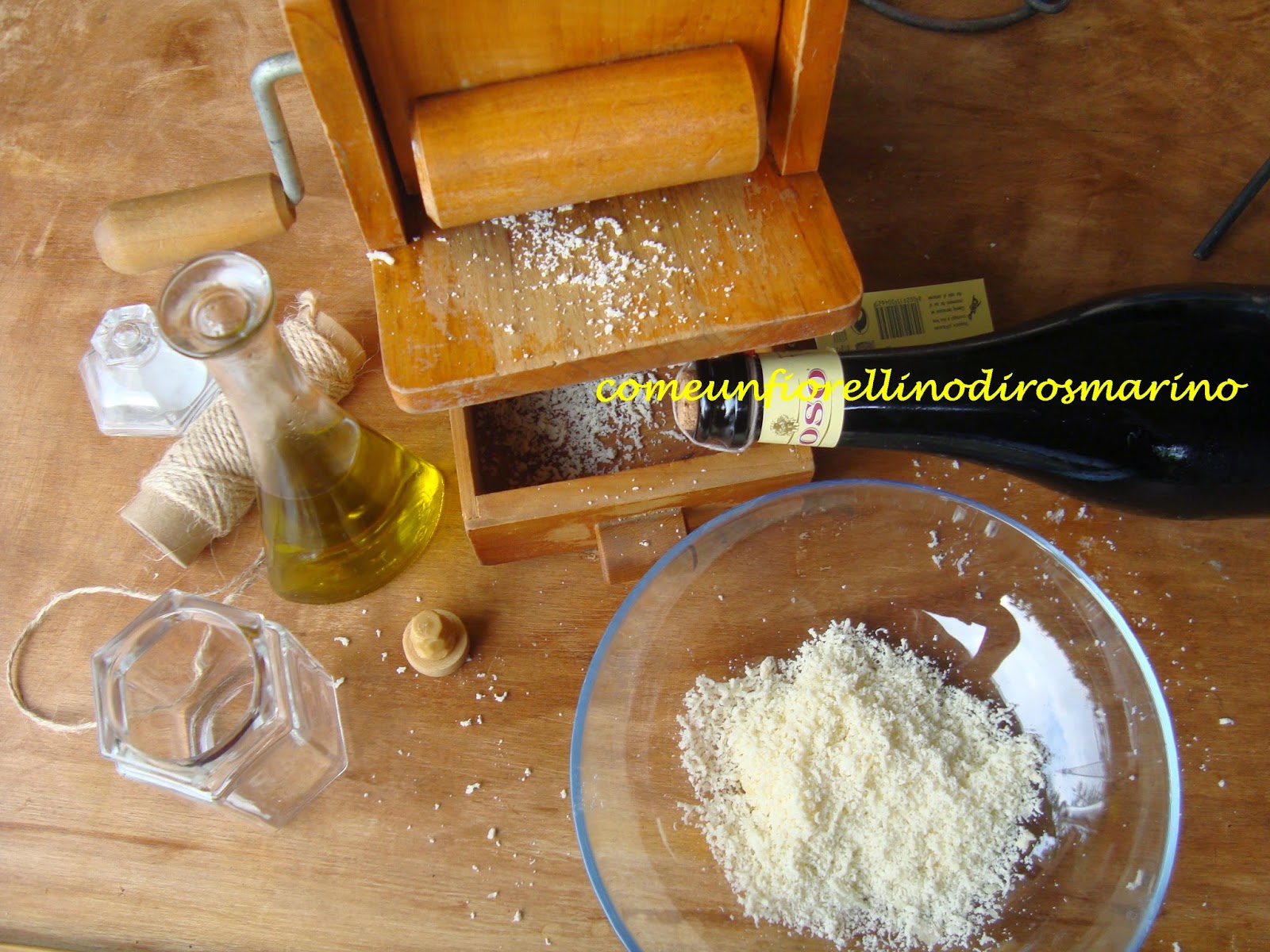 La Mamma Ci Mette Il Formaggio Grattugiato