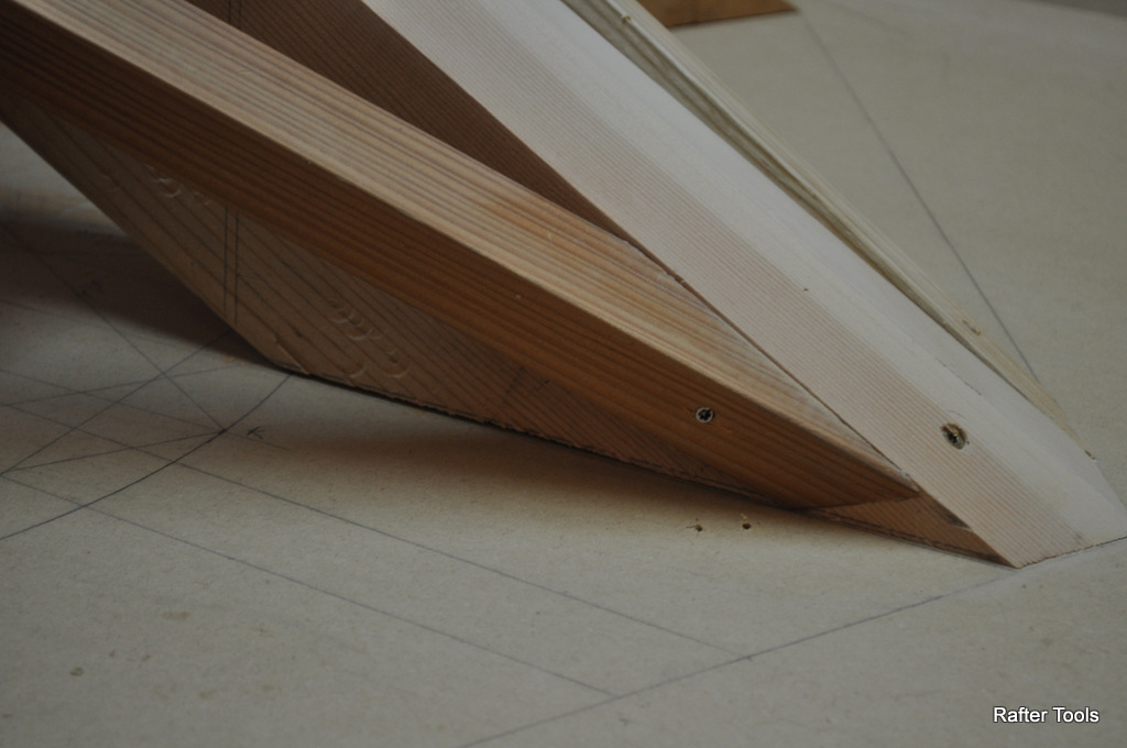 Roof Framing Geometry Saint Andrew's Cross using Devers de Pas