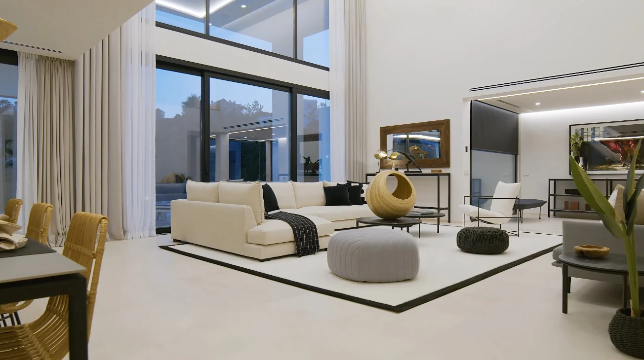27 Photos vs. Luxury Contemporary Villa In Marbella Golf Valley vs. Interior Design Tour
