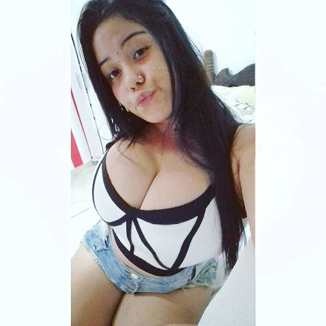 enormes tetas senos enormes tetas senos