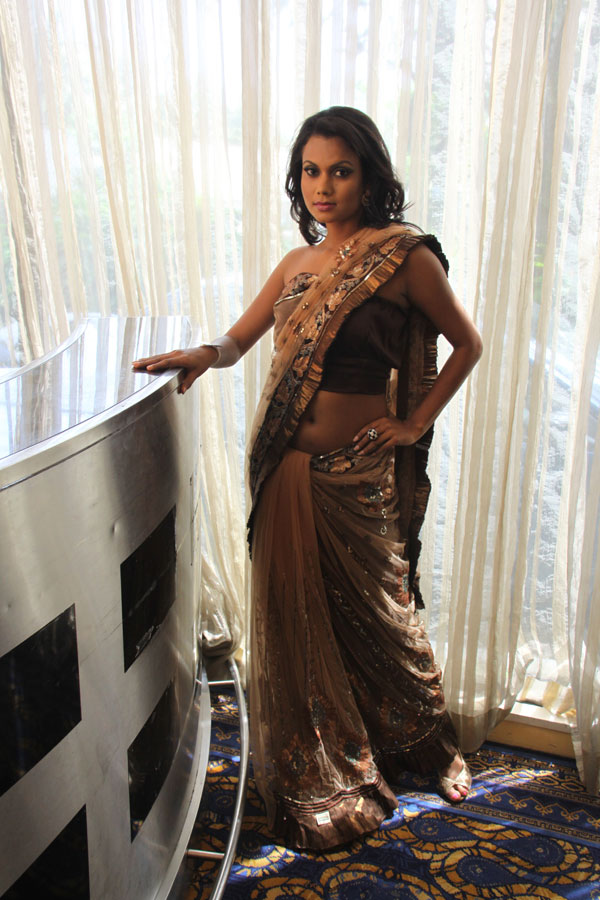 Lankan Actress Hot Images Ga