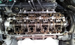 quitar-cubierta-motor