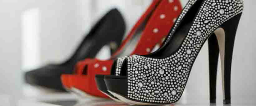 Hukum Wanita Memakai Sepatu  High Heels Muslimah Sholehah