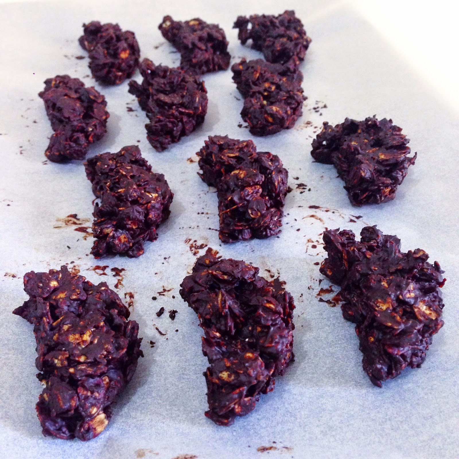 Özen�in mutfağından Özen�li tarifler ) Yulaf ezmeli çikolata