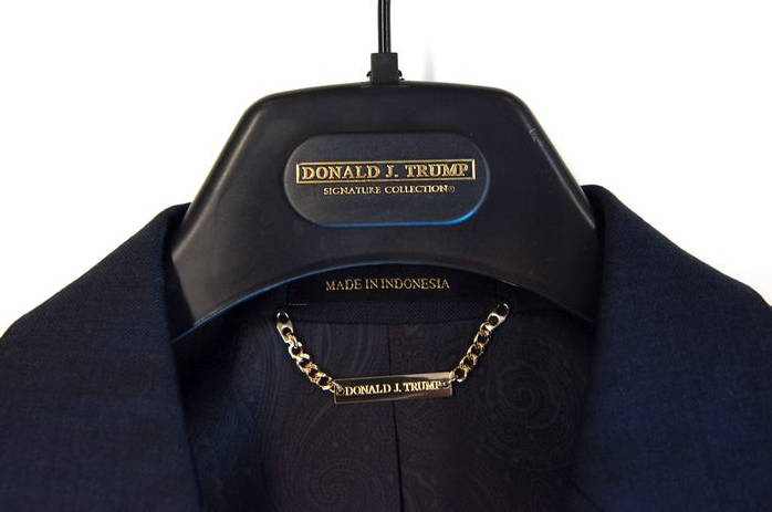 Jas Donald Trump Buatan Indonesia