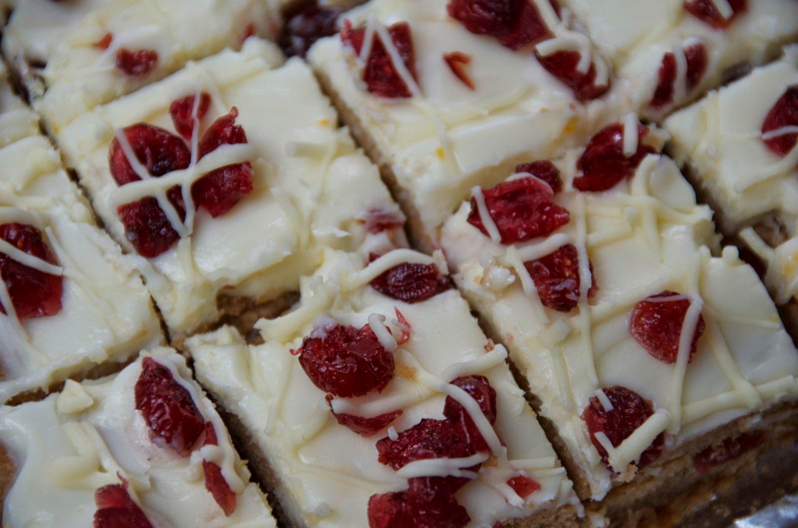 Cranberry Bliss Blondies | Cheesy Pennies