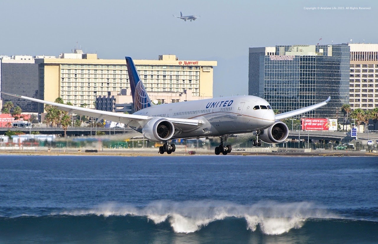 Airplane Life United 787 LAX Airport Water Landing