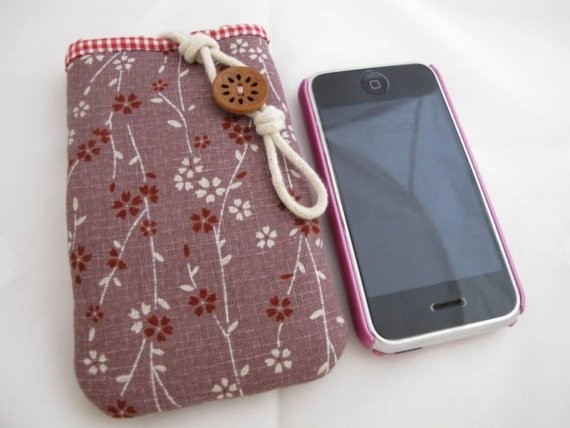 cute mobile pouch