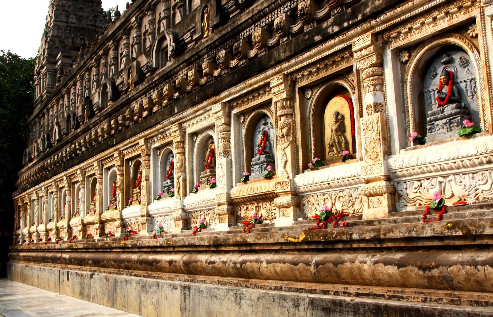 Mahabodhi Temple, Gaya, Buddhists holiest place - a world heritage site