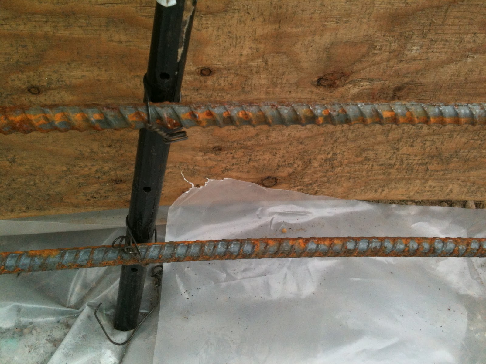 Building my Hobbit Dome STEP 4 Rebar Grid