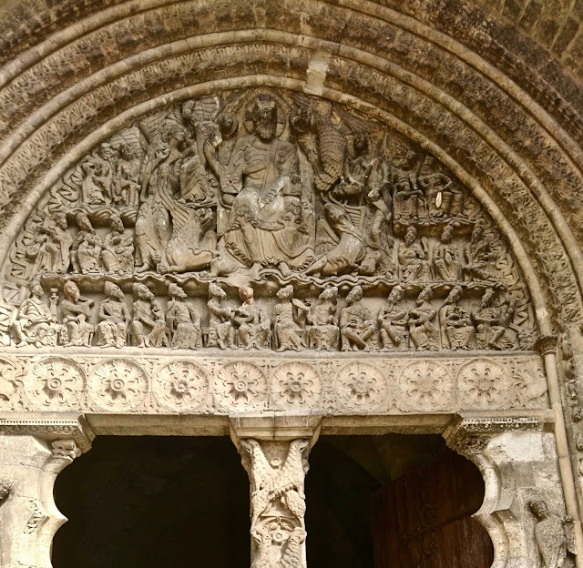 L'église abbatiale de Saint Pierre de Moissac portail tympan