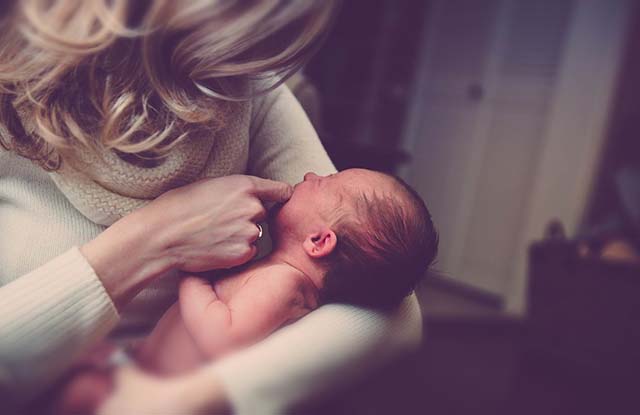 Pengaruh Tangisan Bayi Terhadap Aktivitas Otak Ibu