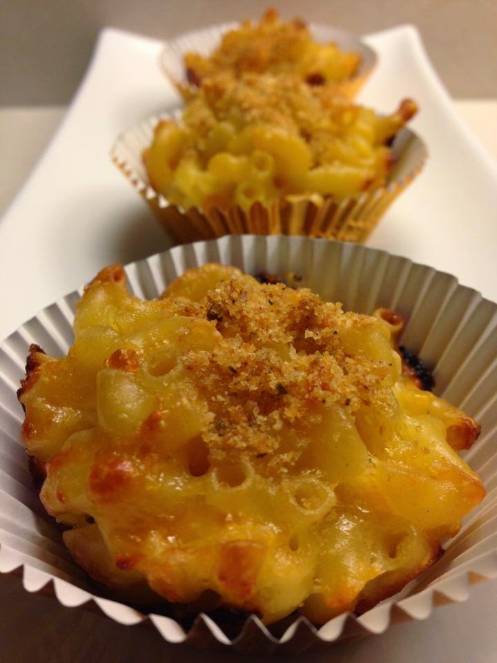 Baking, not banking! Mac n' Chese Cupcakes!
