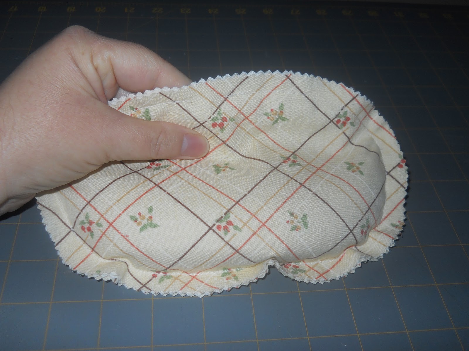 Petticoat Junction Quick and easy bread warmer.