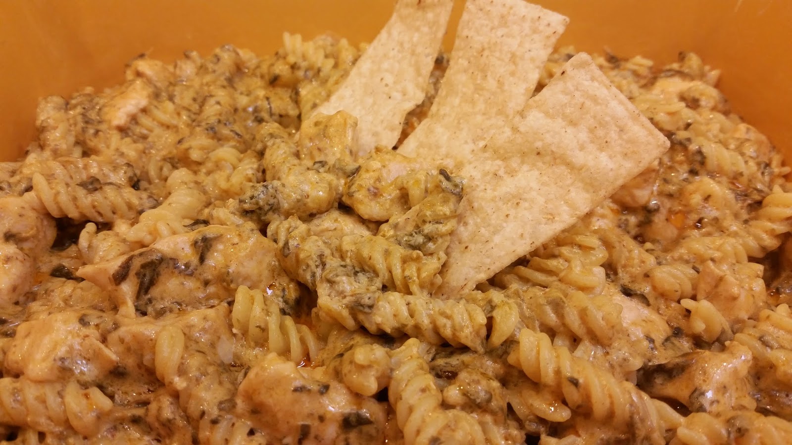 World Class Cooking Buffalo Chicken Mac and Cheese Dip