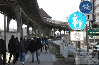 © hamburgize.com / Stefan Warda - Elberadweg bei Vorsetzen Baustelle Vorsetzen