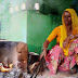 देश, समाज, व्यक्ति या परिवार को औरत ही गढ़ती है