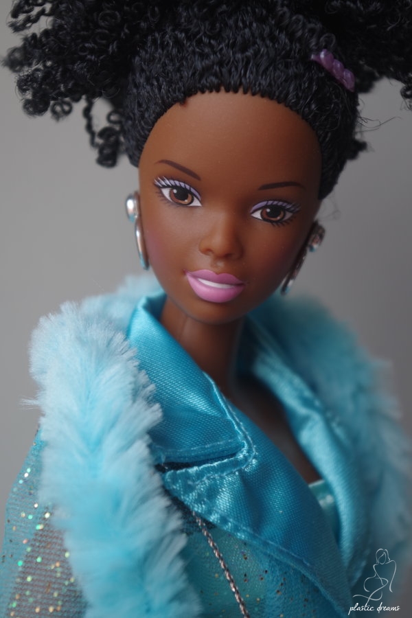Plastic Dreams :: Barbie et miniatures: Nichelle Generation Girl Barbie