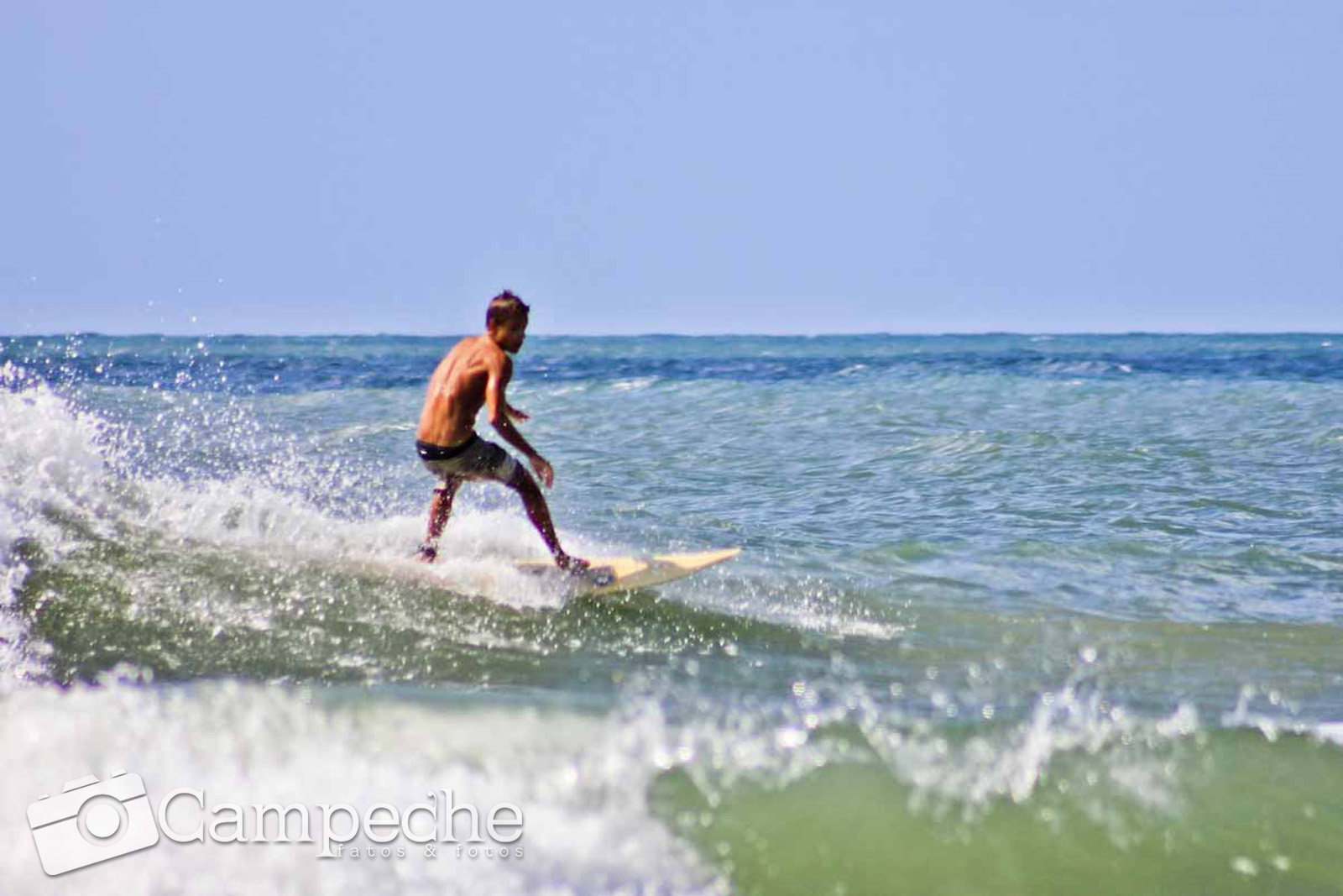 Surf Matinal - Praia do Campeche - 02/03/2013 - Campeche Fatos e Fotos