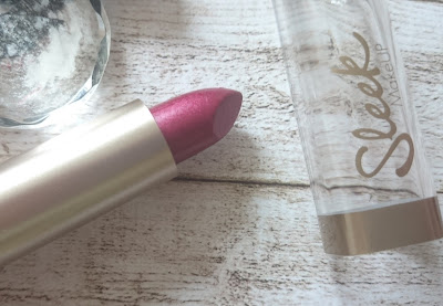 Review sleek MakeUP Cream Lipstick 531 Fireglow