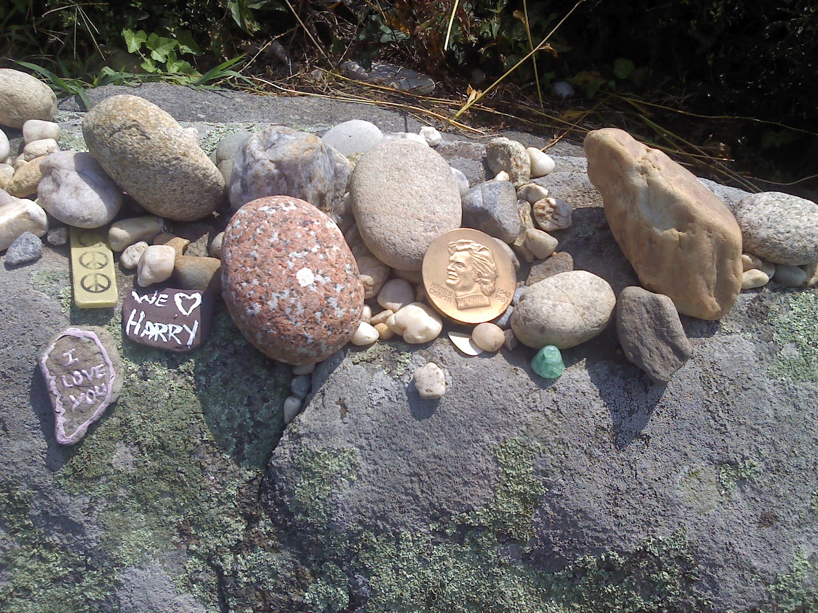 In Memoriam Gravesites of the Famous and Infamous Harry Chapin