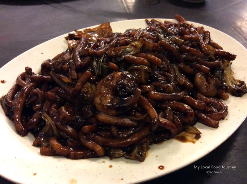 マレーシアローカルフード（ときどきカフェ）の旅 炭火で炒めるホッケンミーが人気の麺料理専門店：Tan Heng Noodle House