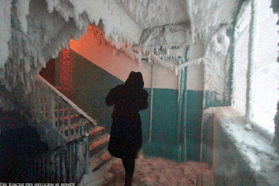 Schnee lustig eingefrorene Treppe - Eisbilder Schnee lustig eingefrorene Treppe - Eisbilder