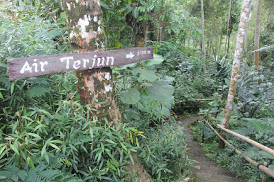 Air Terjun Watu Jonggol Air Terjun Watu Jonggol