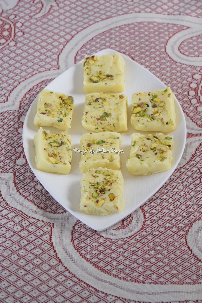 Milk Powder Burfi - Plain Barfi Recipe - वाइट प्लेन बर्फी - झटपट मिल्क पाउडर बर्फी रेसिपी - Priya R - Magic of Indian Rasoi