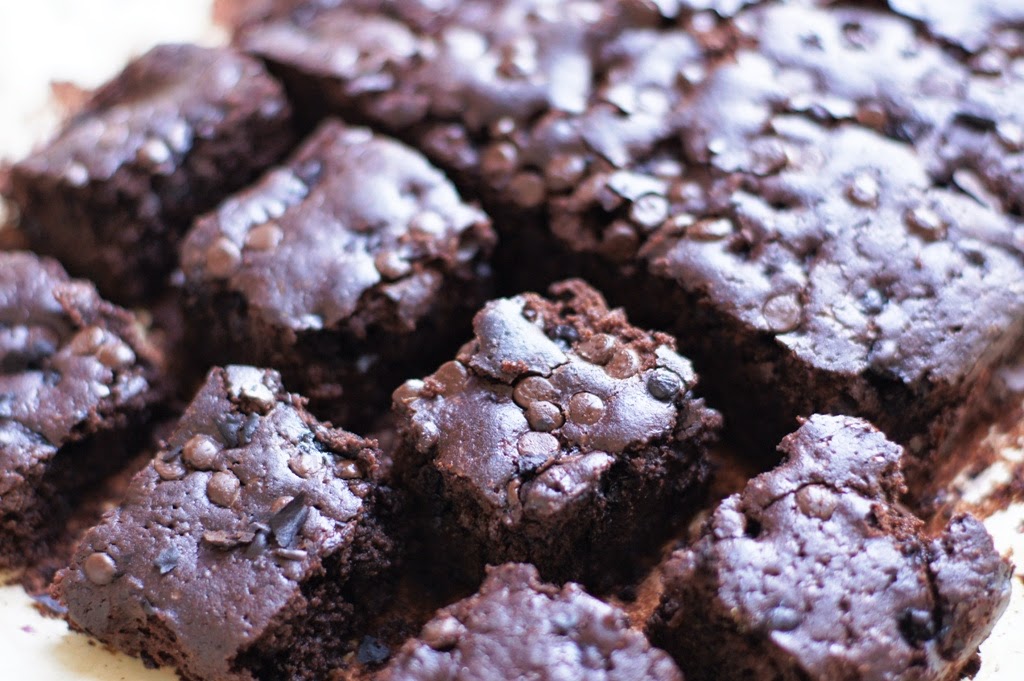 Čokoladni brownies sa borovnicama