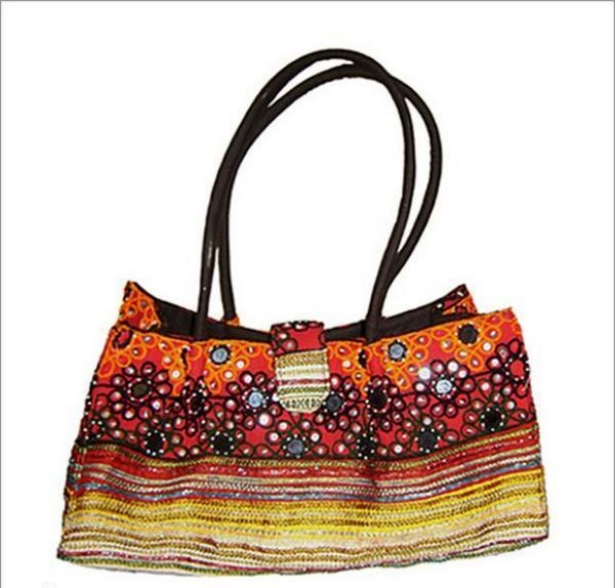 Beautiful And Amazing Fashionable Handbags Designs ~ Pcwallpaers
