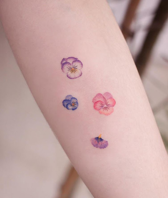 Mini tatuagens femininas Mini tatuagens femininas