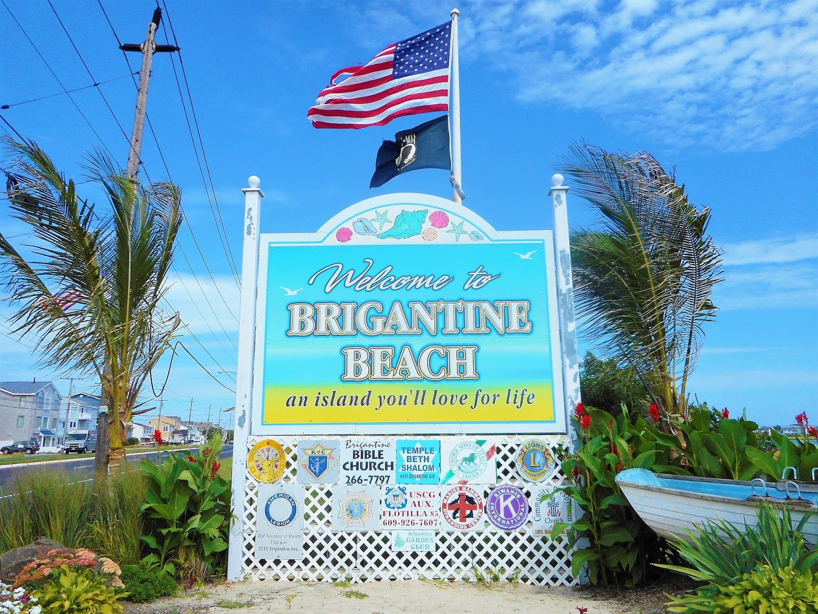 The Tote Trove Moving to the Country Goodbye, Brigantine