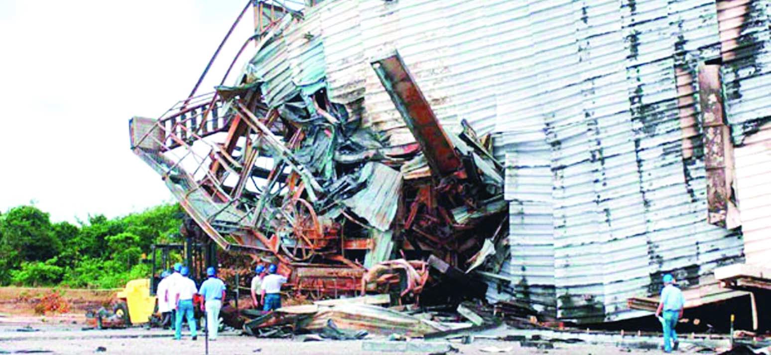 Análise Técnica do Relatório da Investigação do Acidente Ocorrido com o  VLS-1 V03, em 22 de agosto de 2003, em Alcântara, Maranhão.