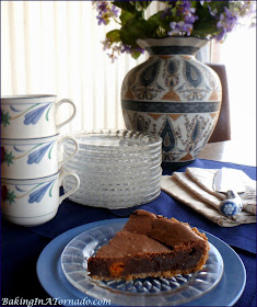 Brownie Butterfingers Pie, a dressed up option to brownie squares. Walnut crust, brownie filling with bits of butterfingers, this pie is perfect for company | Recipe developed by www.BakingInATornado.com | #recipe #chocolate #dessert