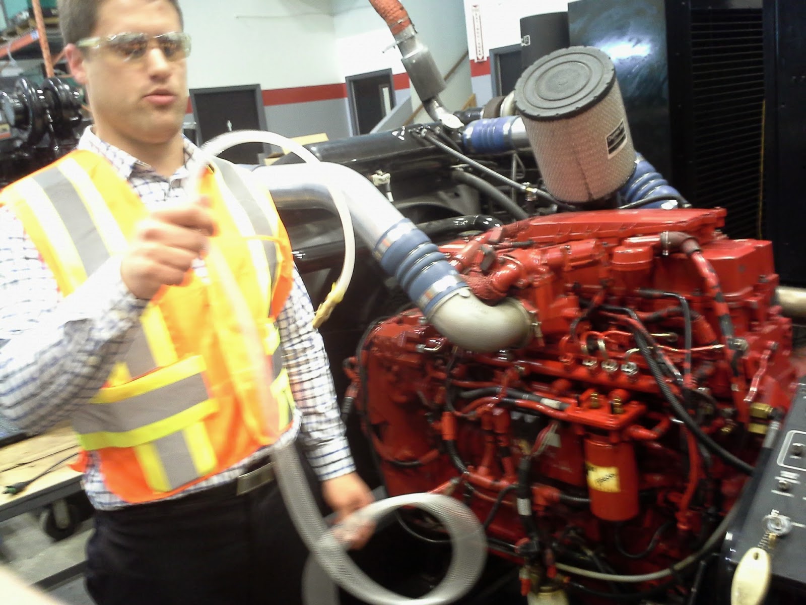 School Bus Mechanic Cummins Diesel Engine Training