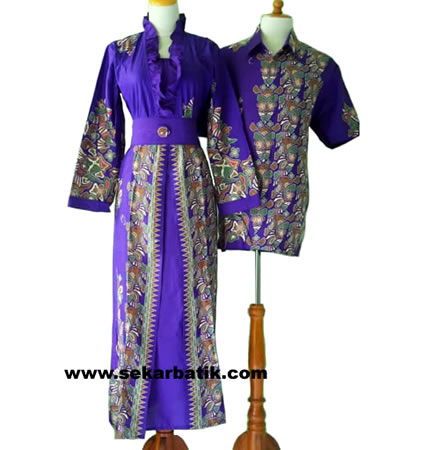  Batik Couple Modern Dalam Aneka Model Baju Batik Terbaru
