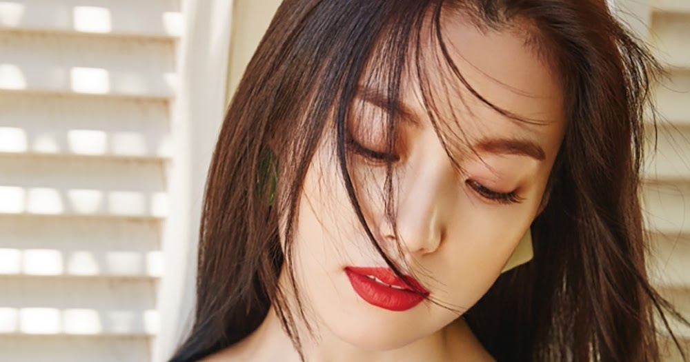 Popdramatic Han Hyo Joo Enjoys Hawaii In Insyle S July Spread<script async src=