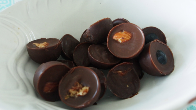 Dark Chocolate Chunks : Low Carb Dark%2BChoc-chunks