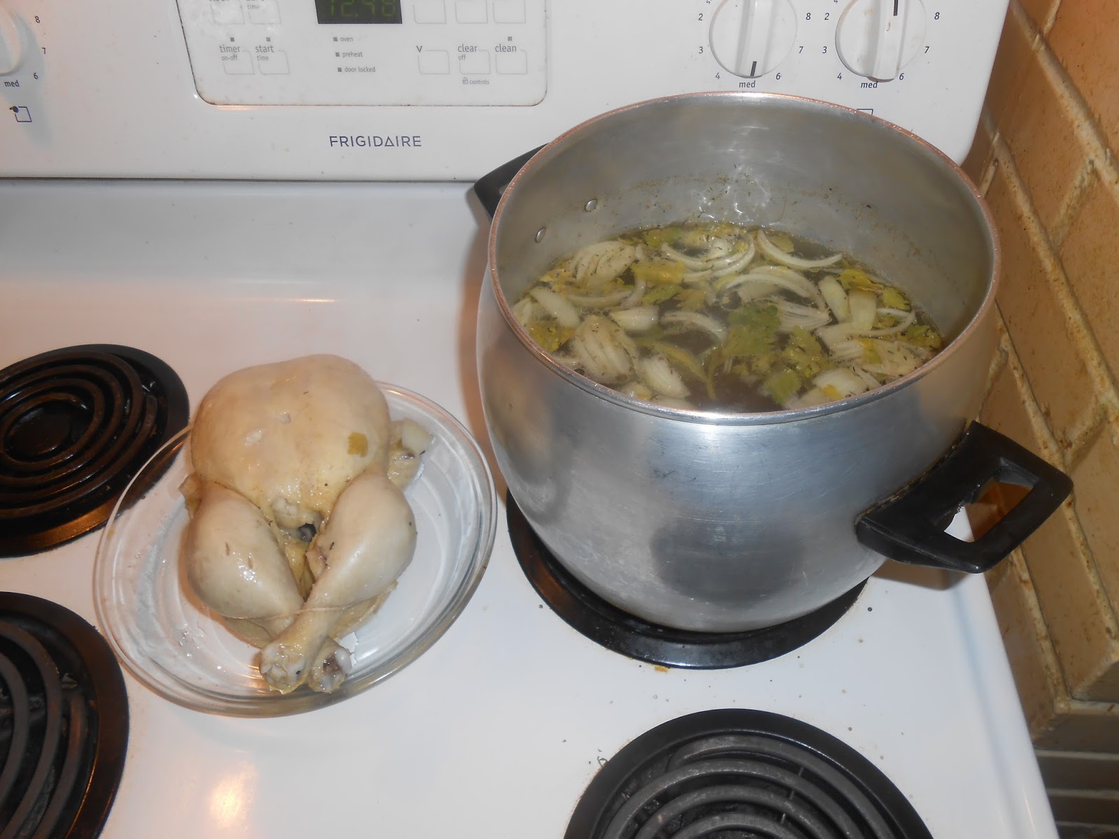 Le Chef Pierre D'Iberville Bouillon de poulet maison, sans sel, sans