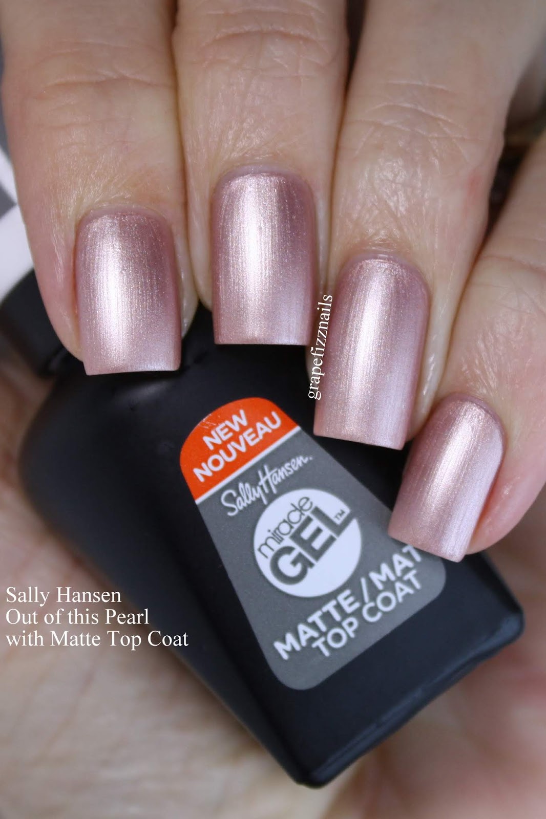 Grape Fizz Nails Sally Hansen New! Miracle Gel Matte Top Coat