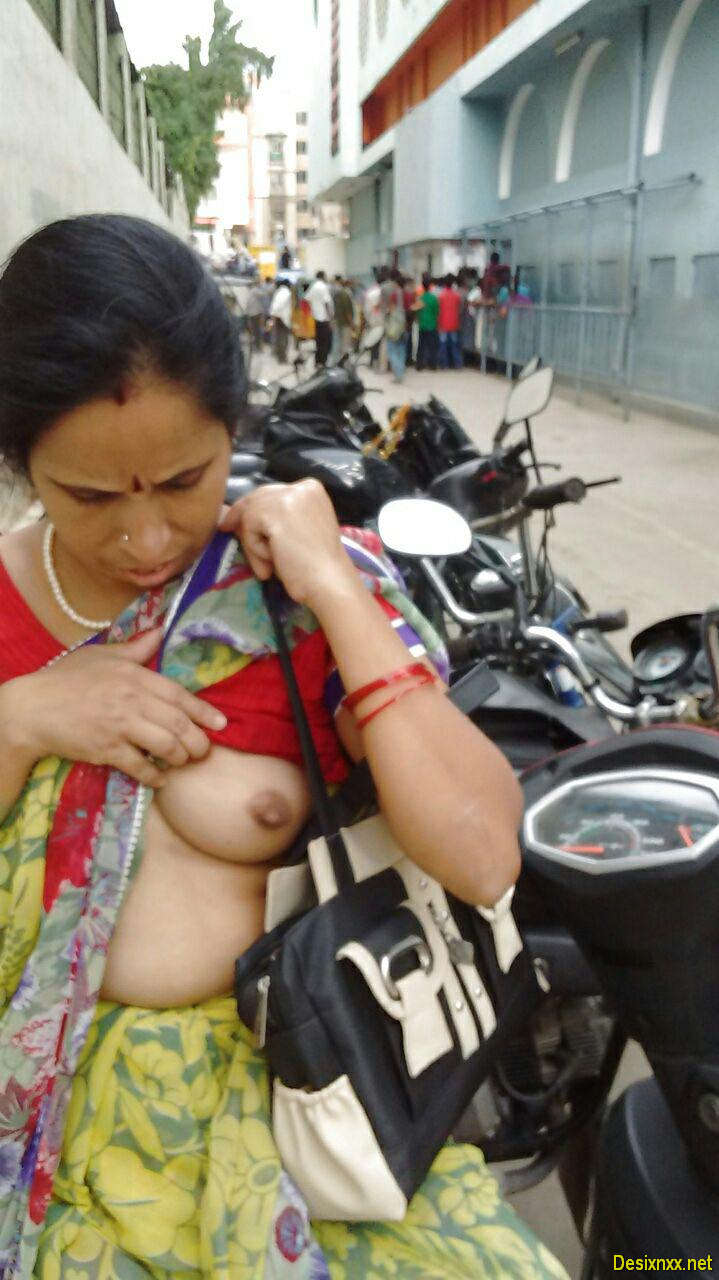 Desi nude for money, big natural boobs and pussy pictures