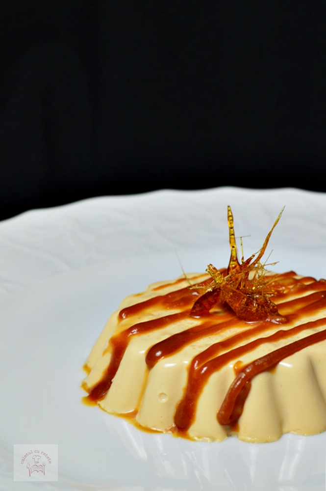 Panna cotta cu caramel - CAIETUL CU RETETE
