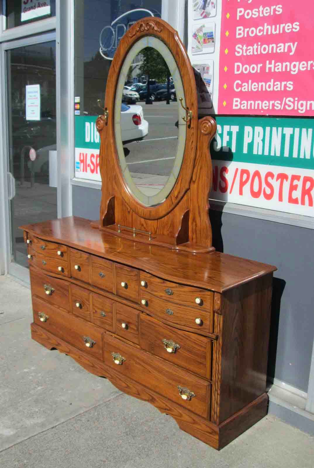 UHURU FURNITURE & COLLECTIBLES SOLD Dresser with Oval Mirror 85