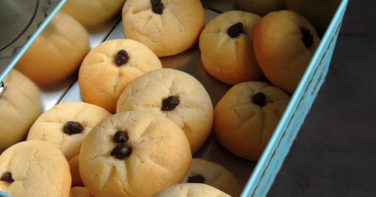 Priya's Versatile Recipes Eggless Cardamom Flavored Nuts Cookies