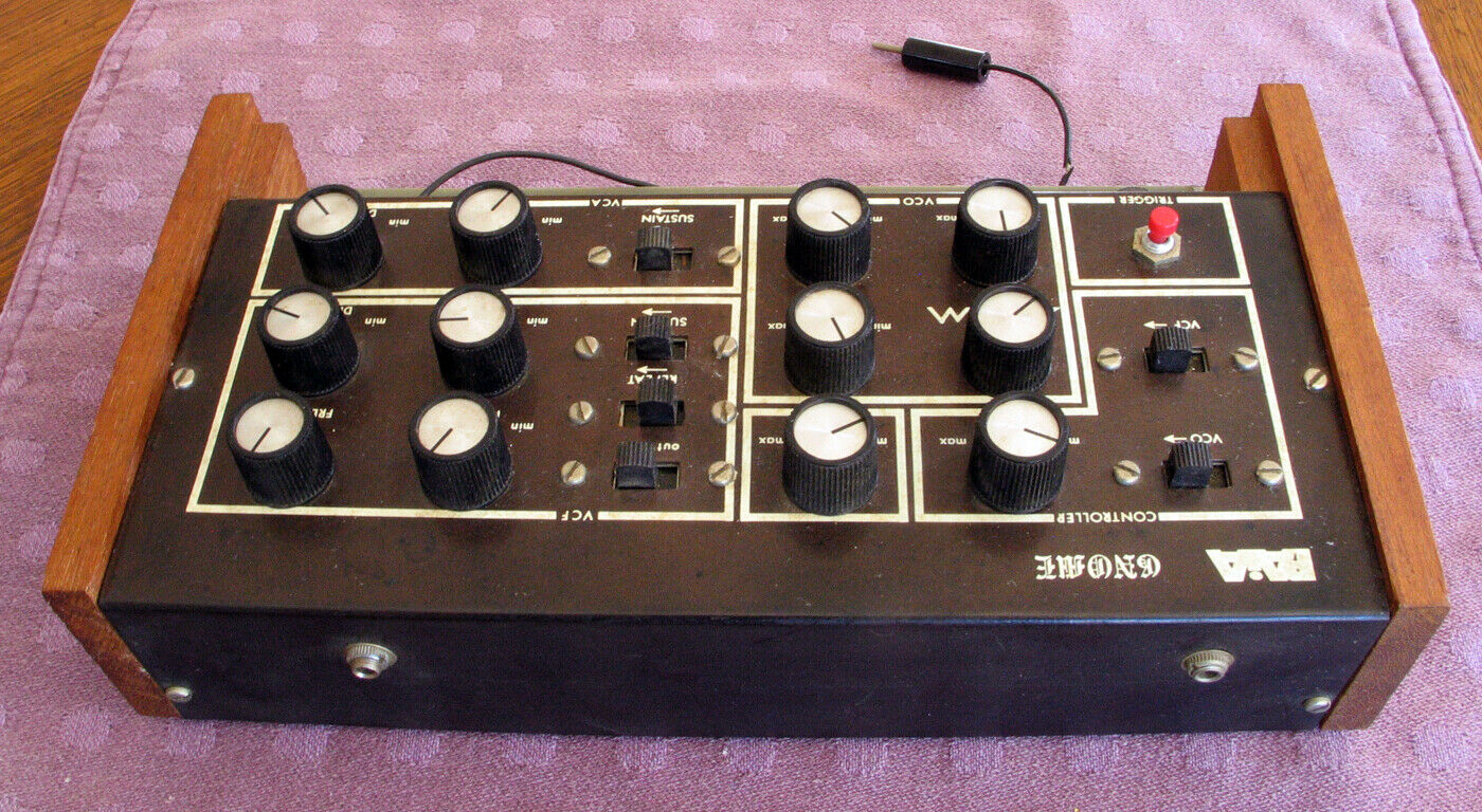 MATRIXSYNTH PAiA Gnome MicroSynthesizer with Documentation